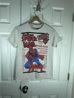 Marvel Spider-Man Graphic T-Shirt Peter Parker 1962 White XS